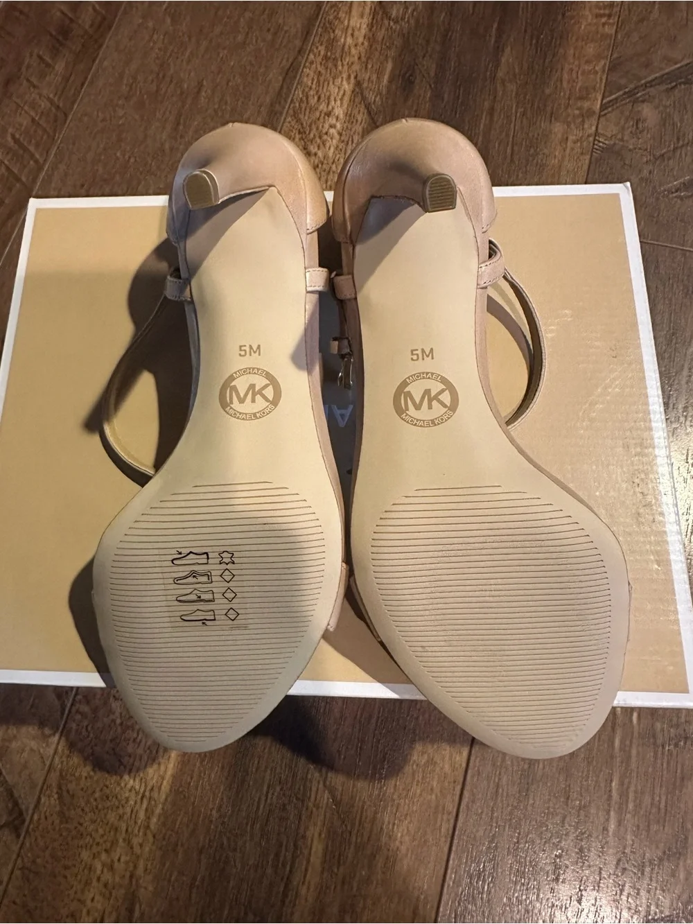 Brand New in Box Michael Kors Blush Leather Open-Toe Ankle-Strap Heels